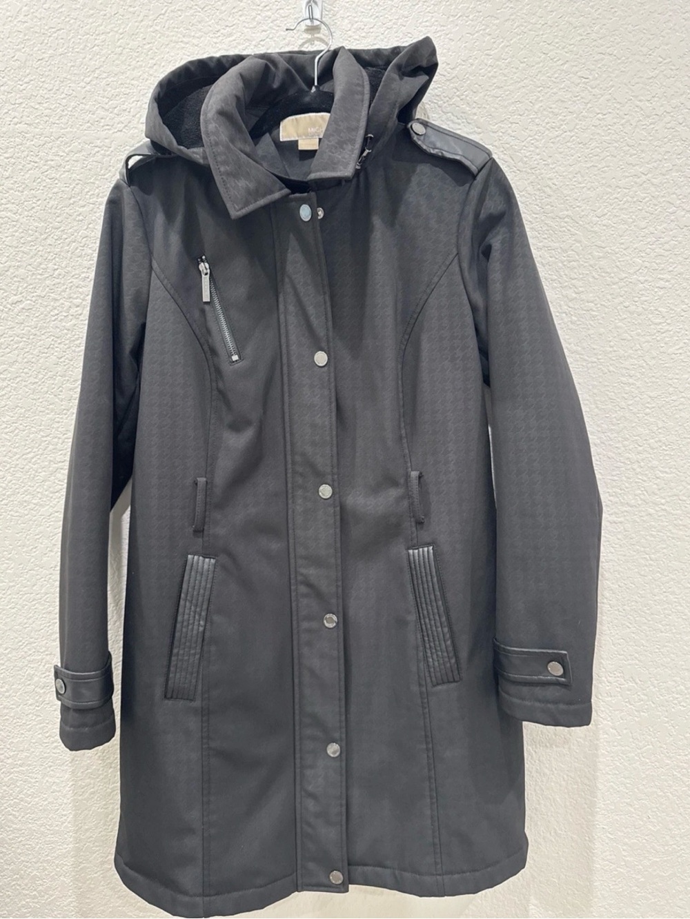 Michael Kors Women’s Black Hooded Soft Shell Coat Jacket Size Small No Belt